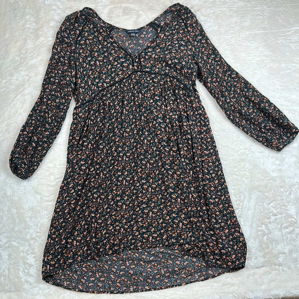American Eagle Outfitters Green Dress with Vibrant Floral Design